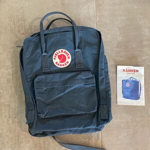 Fjallraven Kanken bag pack